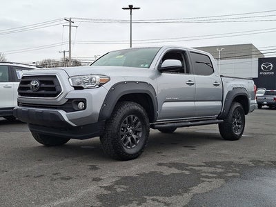2022 Toyota Tacoma 4WD SR5