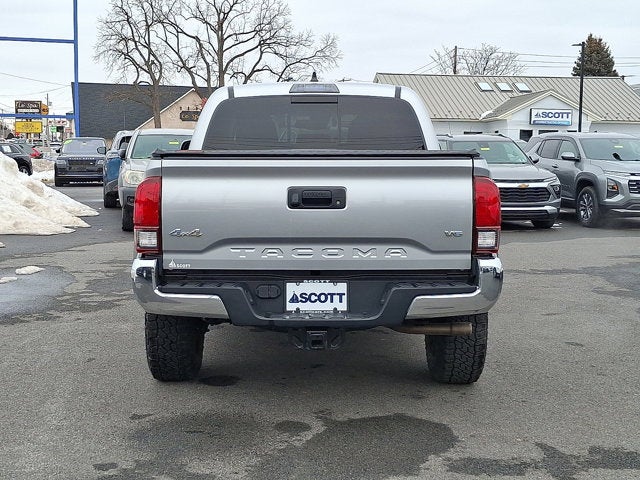 2022 Toyota Tacoma 4WD SR5