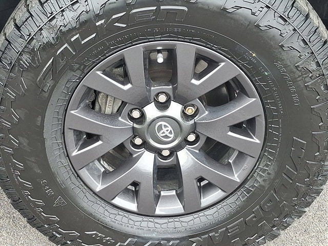 2022 Toyota Tacoma 4WD SR5