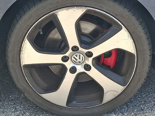 2015 Volkswagen Golf GTI Base