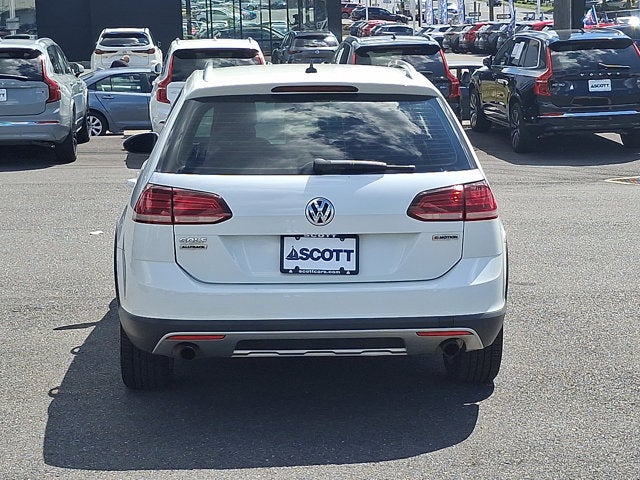 2019 Volkswagen Golf Alltrack S
