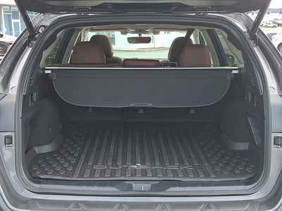 2022 Subaru Outback Touring XT