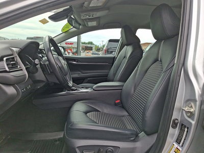 2019 Toyota Camry SE