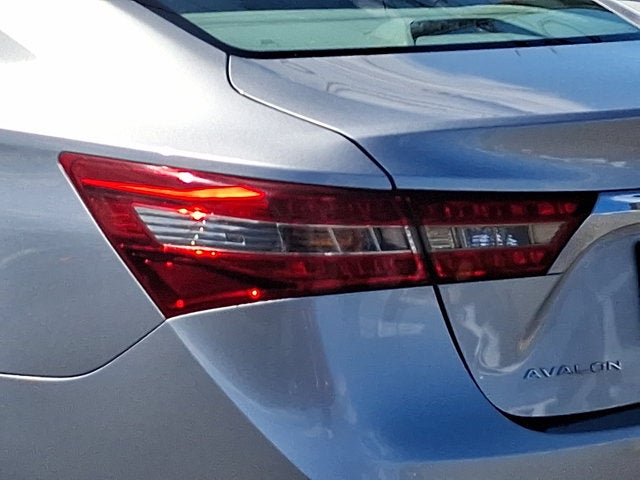 2016 Toyota Avalon XLE