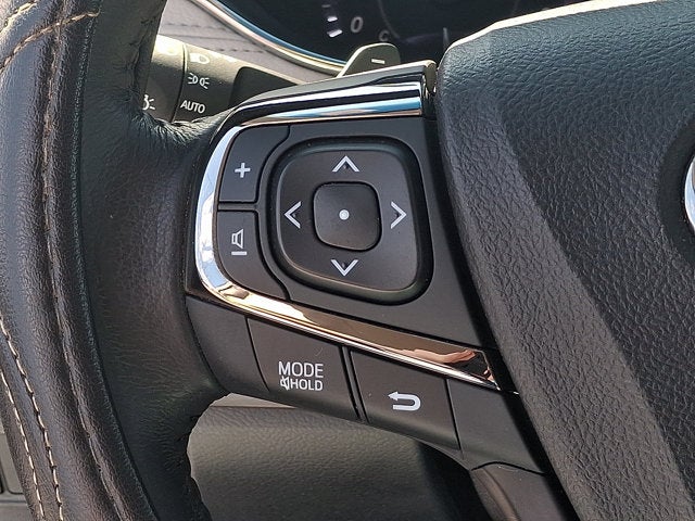 2016 Toyota Avalon XLE