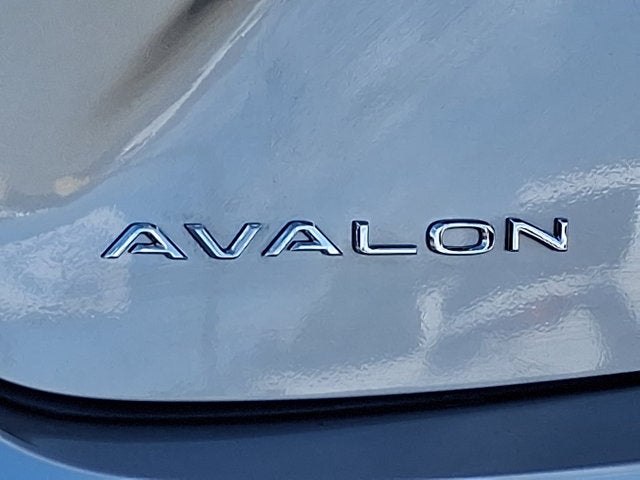 2016 Toyota Avalon XLE