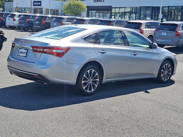 2016 Toyota Avalon XLE