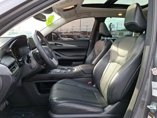 2022 INFINITI QX60 LUXE