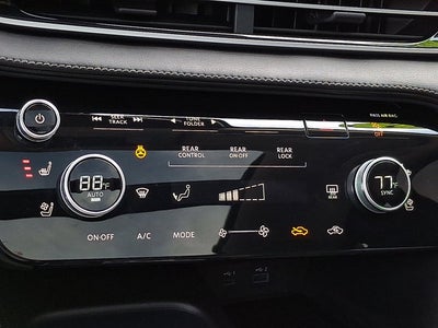 2022 INFINITI QX60 LUXE