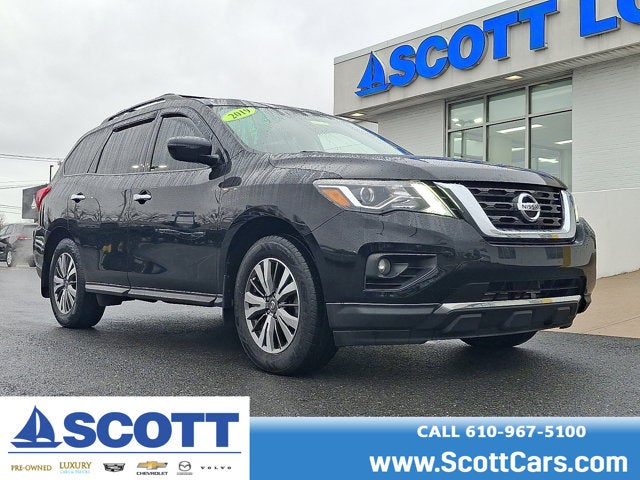 2019 Nissan Pathfinder SV
