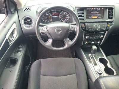 2019 Nissan Pathfinder SV