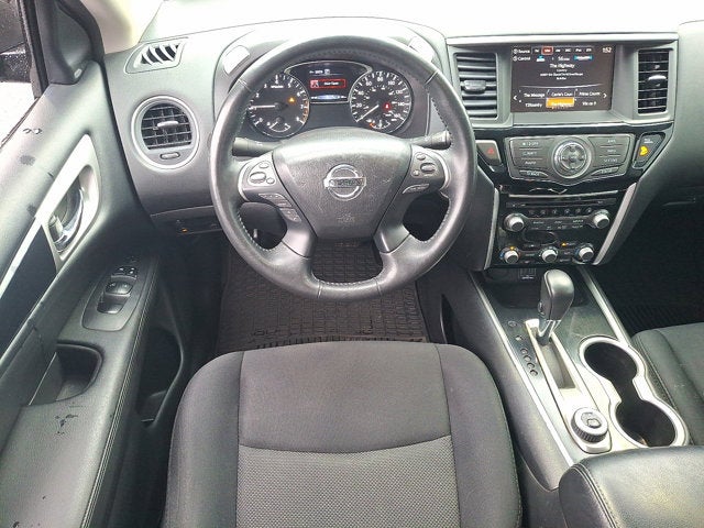 2019 Nissan Pathfinder SV