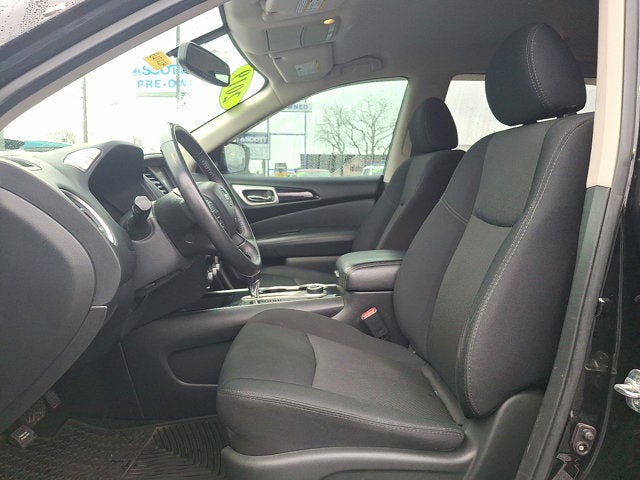 2019 Nissan Pathfinder SV