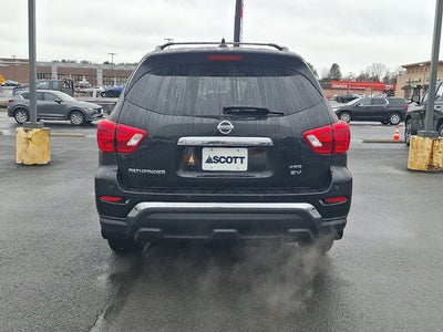 2019 Nissan Pathfinder SV