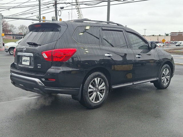 2019 Nissan Pathfinder SV