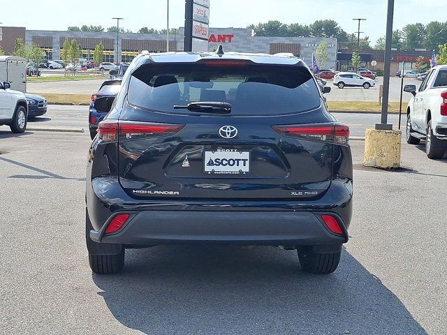 2024 Toyota Highlander XLE