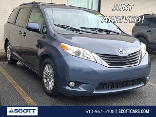 2014 Toyota Sienna XLE