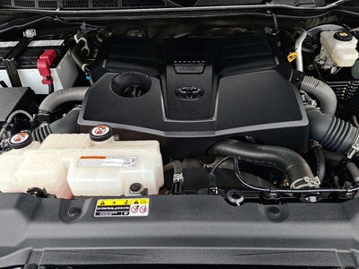 2022 Toyota Tundra 4WD SR5