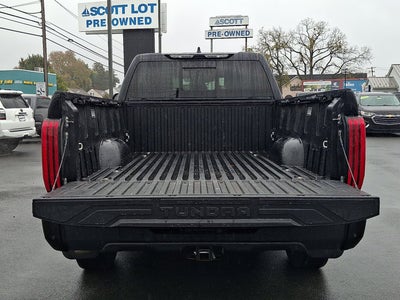 2022 Toyota Tundra 4WD SR5