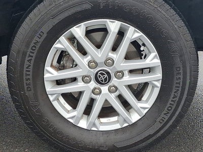 2022 Toyota Tundra 4WD SR5