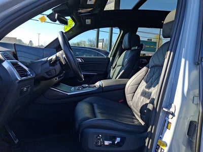 2023 BMW X7 xDrive40i