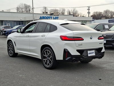 2023 BMW X4 M40i