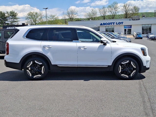 2023 Kia Telluride S