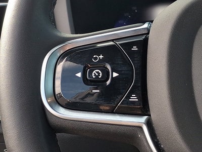 2024 Volvo S60 Recharge Plug-In Hybrid Ultimate Dark Theme