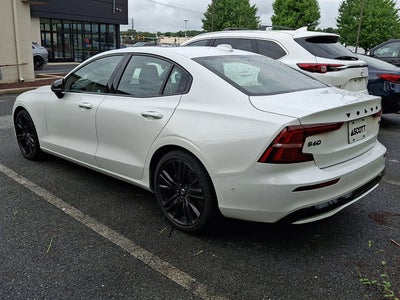 2024 Volvo S60 Plus Black Edition