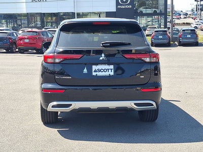 2022 Mitsubishi Outlander SE