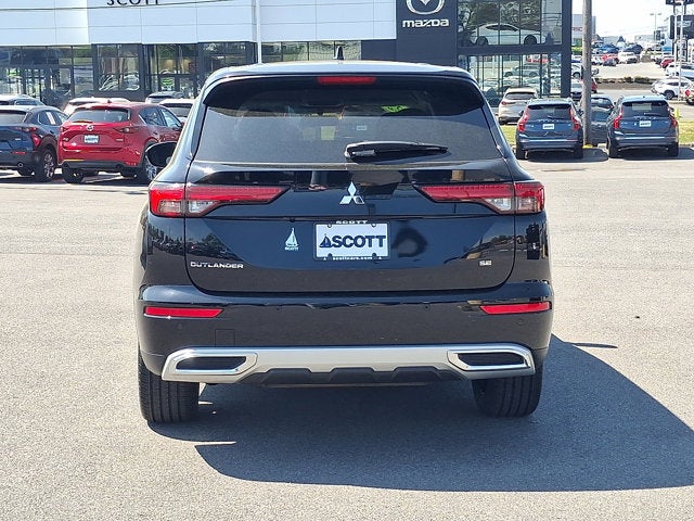 2022 Mitsubishi Outlander SE