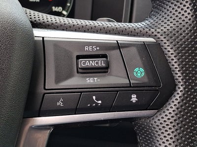 2023 Mitsubishi Outlander Base