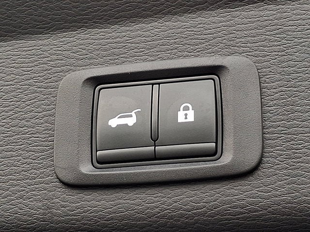 2023 Mitsubishi Outlander Base