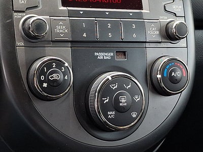 2011 Kia Soul +