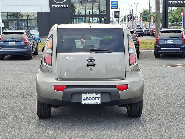 2011 Kia Soul +