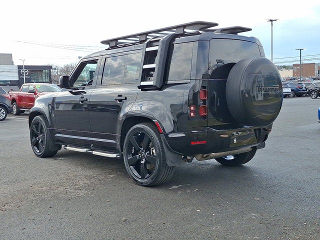 2023 Land Rover Defender X-Dynamic SE