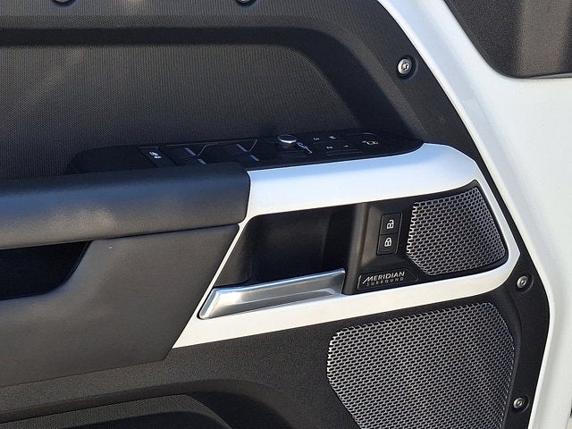 2022 Land Rover Defender X-Dynamic HSE