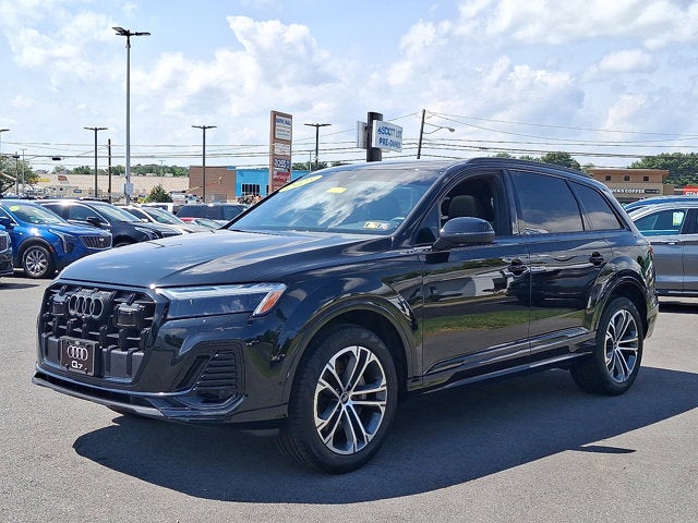 2025 Audi Q7 Premium Plus