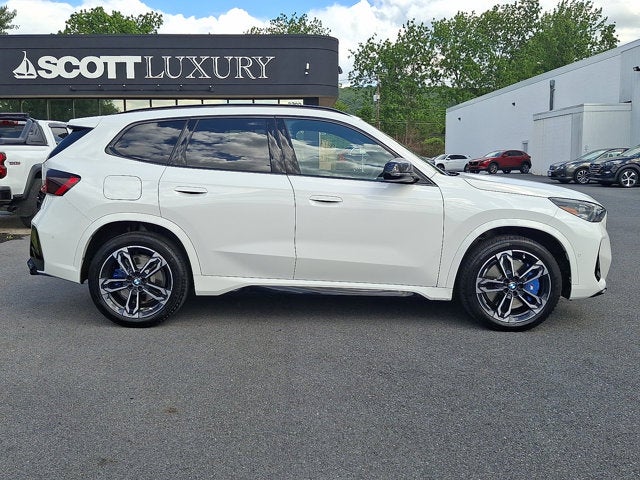 2024 BMW X1 M35i