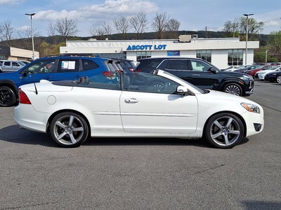 2011 Volvo C70 T5