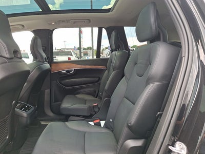 2023 Volvo XC90 Plus