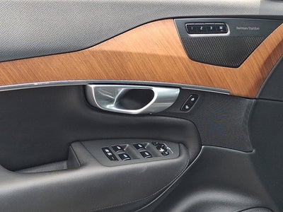2023 Volvo XC90 Plus