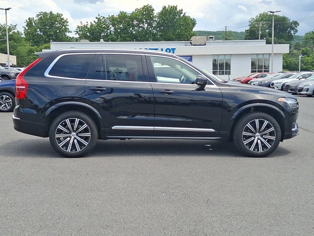 2023 Volvo XC90 Plus