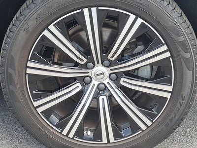 2023 Volvo XC90 Plus