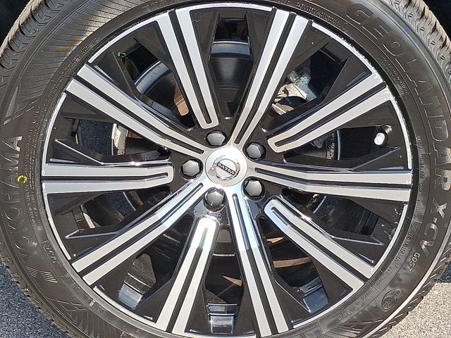 2023 Volvo XC90 Plus