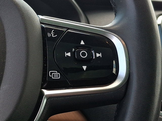 2024 Volvo XC90 Plus Bright Theme