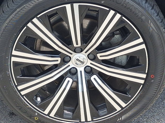 2024 Volvo XC90 Plus Bright Theme