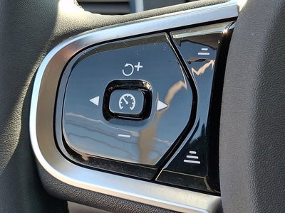 2024 Volvo XC90 Ultimate Bright Theme