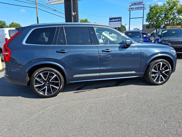 2024 Volvo XC90 Ultimate Bright Theme