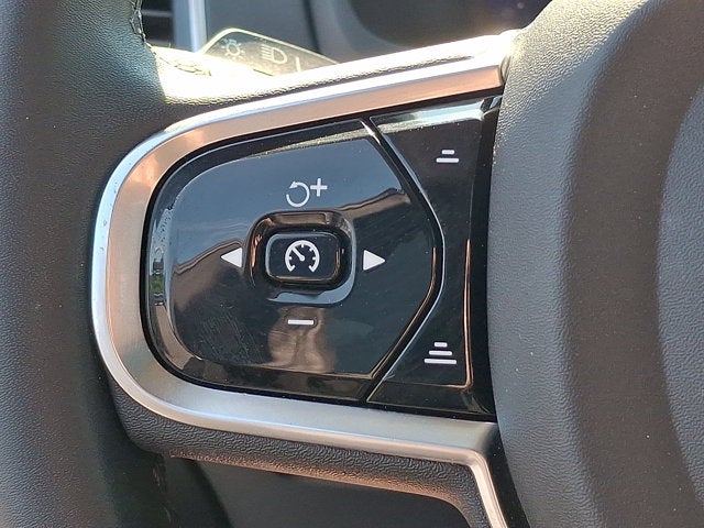 2024 Volvo XC90 Ultimate Bright Theme